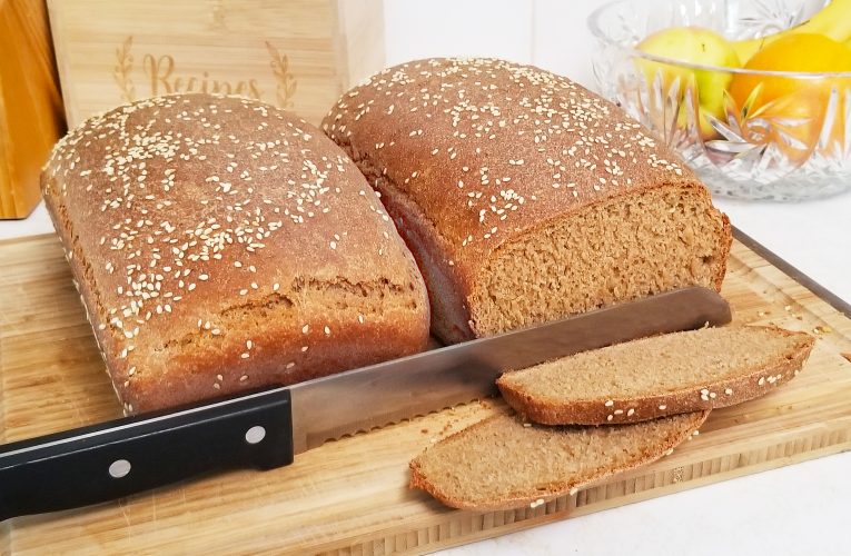 Whole Wheat Bread Recipe [Simple & Fluffy]